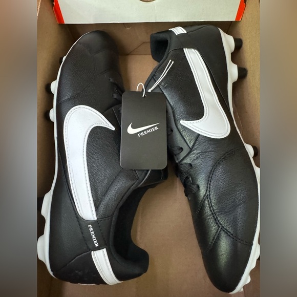 Nike premier III FG size 7 or 8.5 men NIB NWT! main image 13